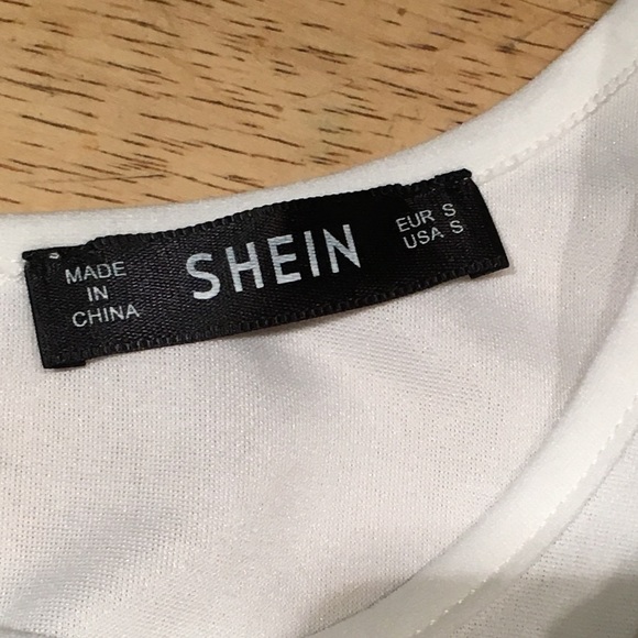 Open back shirt size small - Picture 2 of 4